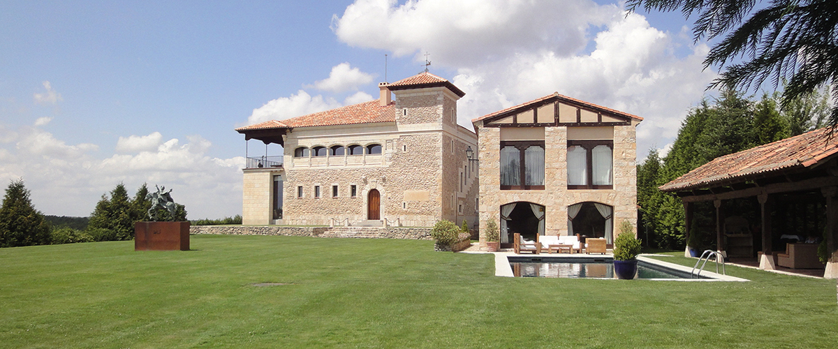 西班牙赛戈维亚十二世纪皇家狩猎场宫殿